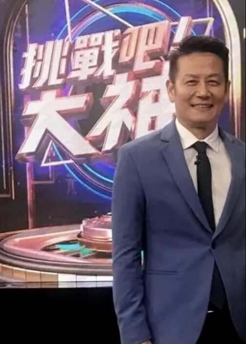 【真实手机泄密】偷情少妇第一视角看农村御姐撸点极高振奋人心第一视角看淫荡一面操喷爽的撕心裂肺喊叫 - 欲Hub